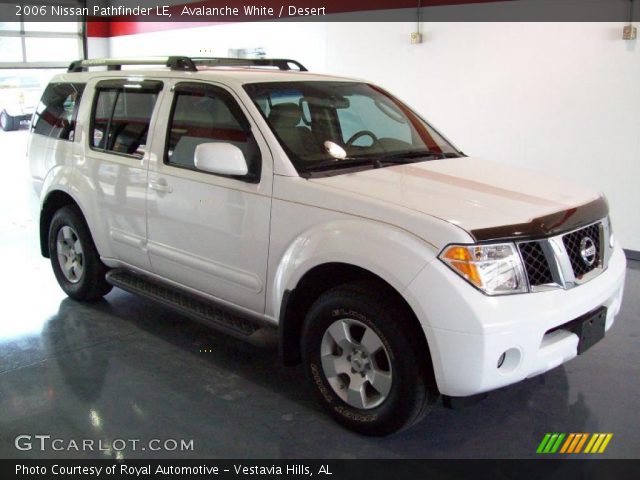 2006 Nissan Pathfinder LE in Avalanche White