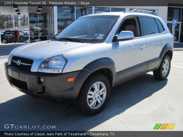 2007 Hyundai Tucson SE in Platinum Metallic