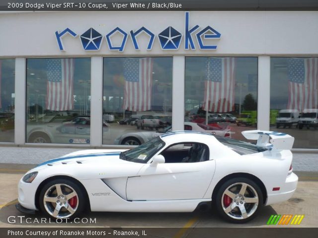 2009 Dodge Viper SRT-10 Coupe in Viper White