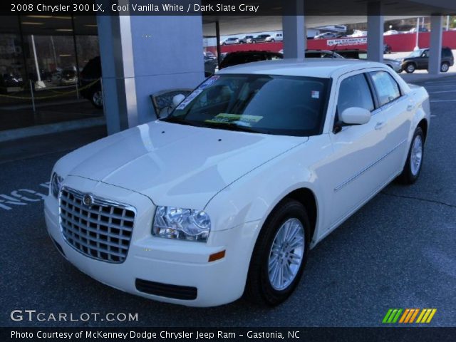 2008 Chrysler 300 LX in Cool Vanilla White