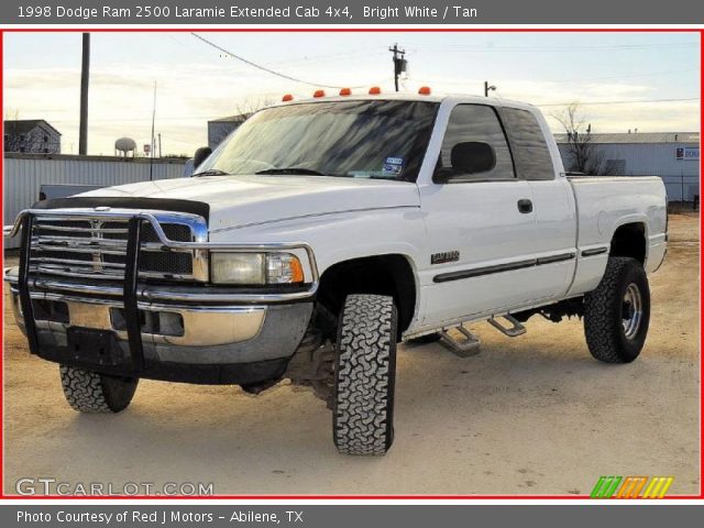 1998 Dodge Ram 2500 Laramie Extended Cab 4x4 in Bright White
