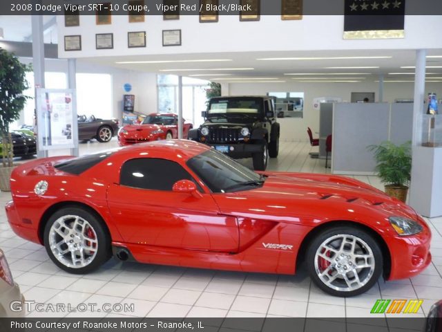 2008 Dodge Viper SRT-10 Coupe in Viper Red