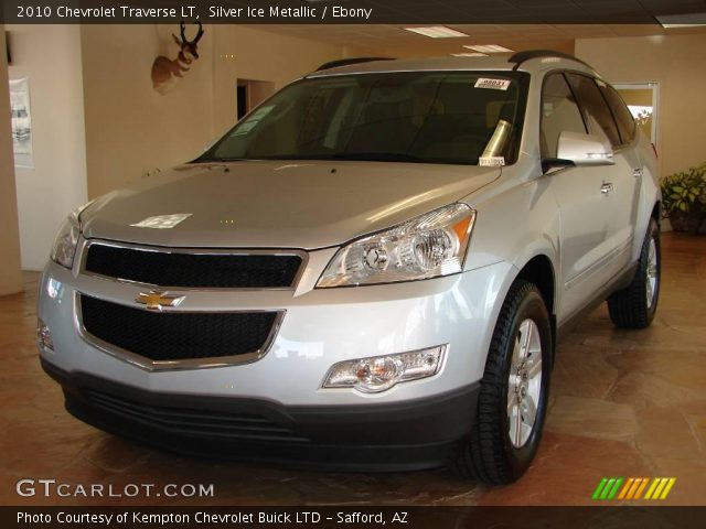 2010 Chevrolet Traverse LT in Silver Ice Metallic