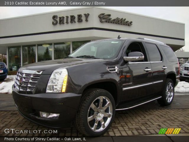 2010 Cadillac Escalade Luxury AWD in Galaxy Gray