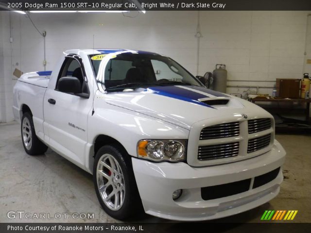2005 Dodge Ram 1500 SRT-10 Regular Cab in Bright White