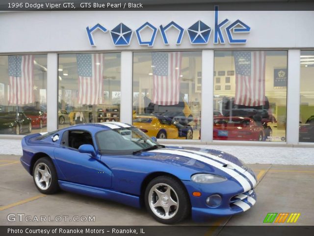 1996 Dodge Viper GTS in GTS Blue Pearl