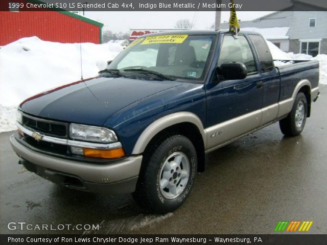 1999 Chevrolet S10 LS Extended Cab 4x4 in Indigo Blue Metallic