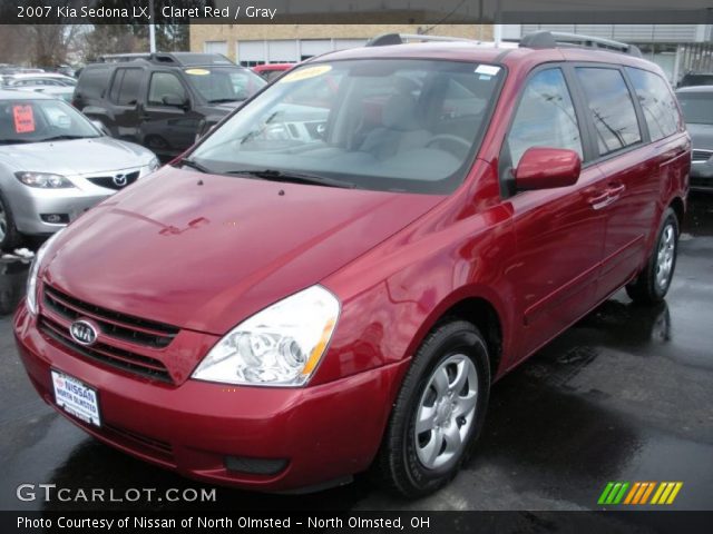 2007 Kia Sedona LX in Claret Red