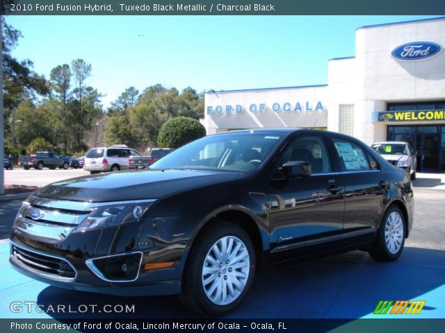 2010 Ford Fusion Hybrid in Tuxedo Black Metallic