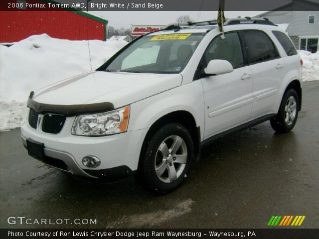 2006 Pontiac Torrent AWD in Bright White