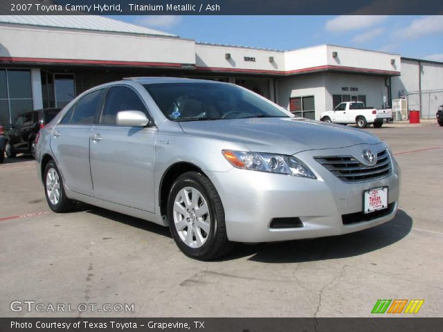 2007 Toyota Camry Hybrid in Titanium Metallic