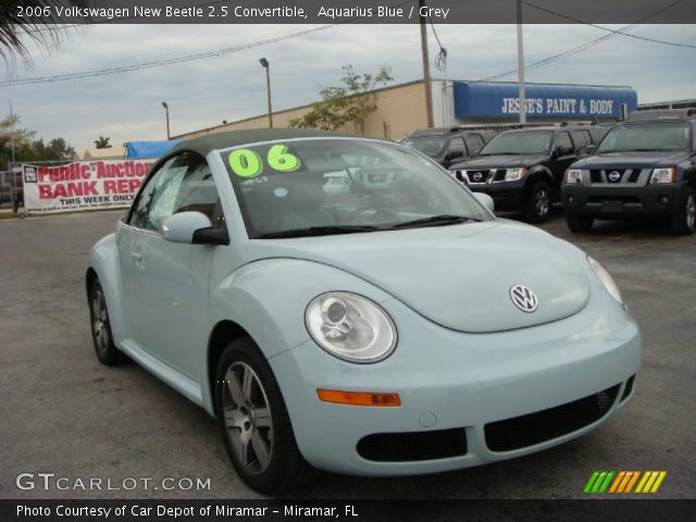 2006 Volkswagen New Beetle 2.5 Convertible in Aquarius Blue