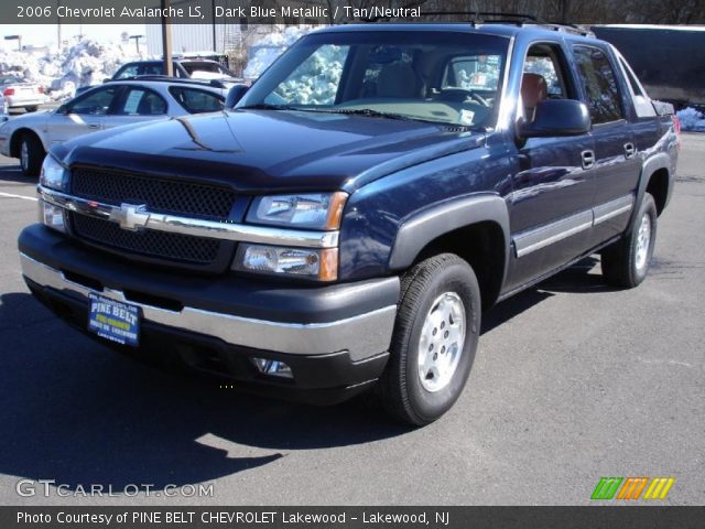 2006 Chevrolet Avalanche LS in Dark Blue Metallic