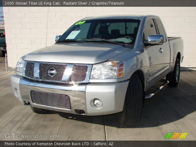 2005 Nissan Titan LE King Cab in Radiant Silver