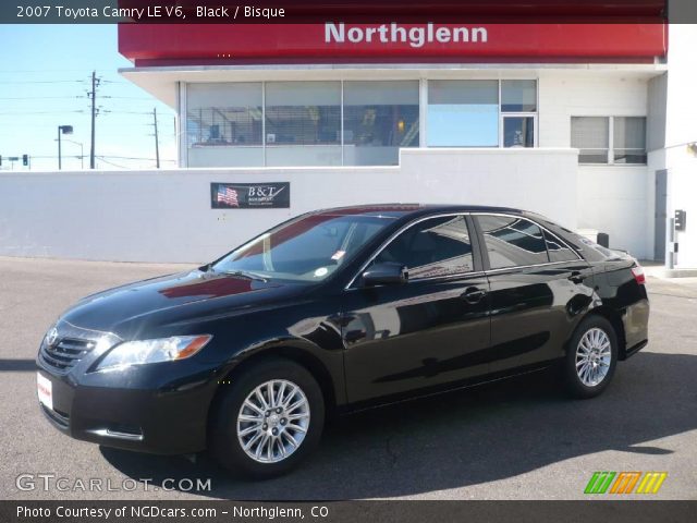 2007 Toyota Camry LE V6 in Black