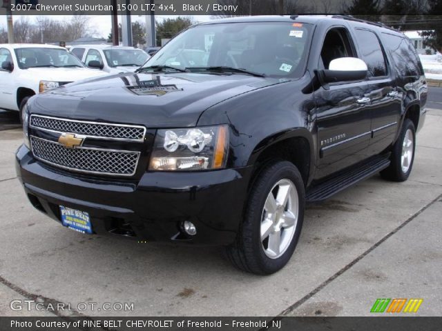 2007 Chevrolet Suburban 1500 LTZ 4x4 in Black