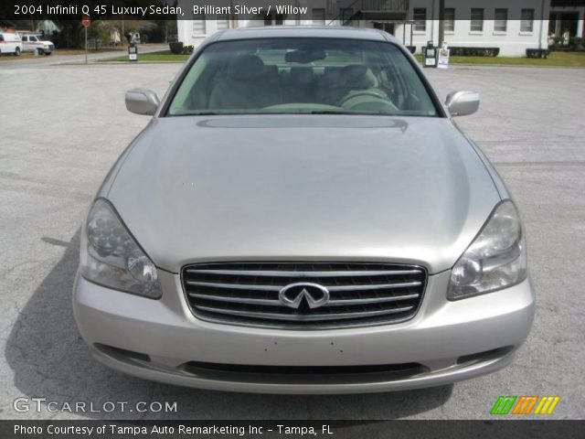 2004 Infiniti Q 45 Luxury Sedan in Brilliant Silver