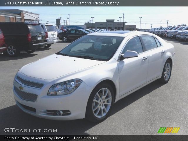 2010 Chevrolet Malibu LTZ Sedan in White Diamond Tricoat