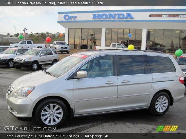 2005 Honda Odyssey Touring in Silver Pearl Metallic