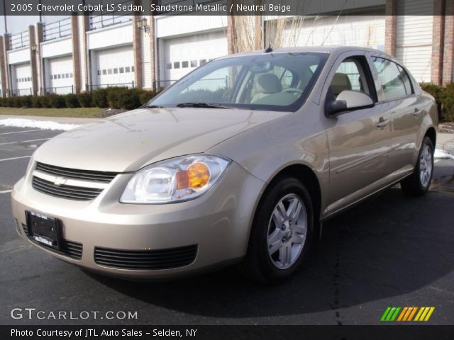 2005 Chevrolet Cobalt LS Sedan in Sandstone Metallic