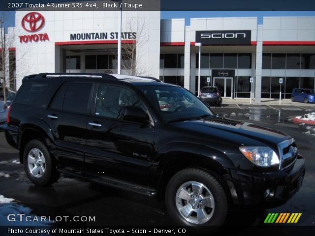 2007 Toyota 4Runner SR5 4x4 in Black