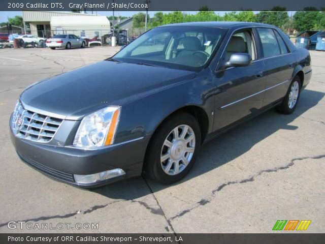 2009 Cadillac DTS  in Gray Flannel