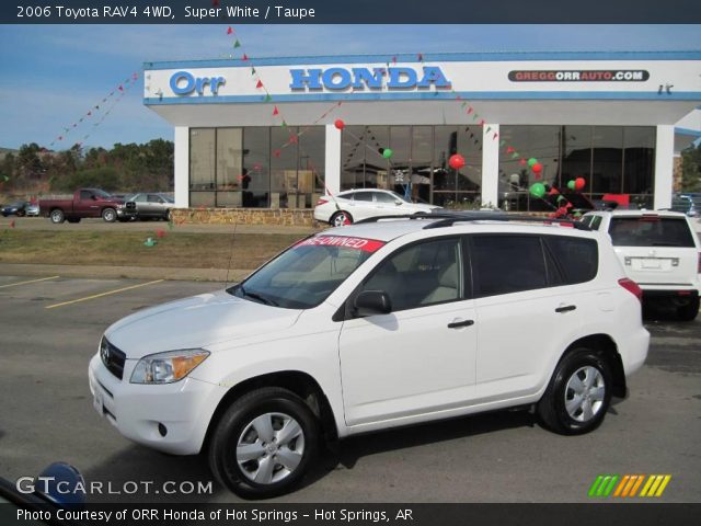 2006 Toyota RAV4 4WD in Super White