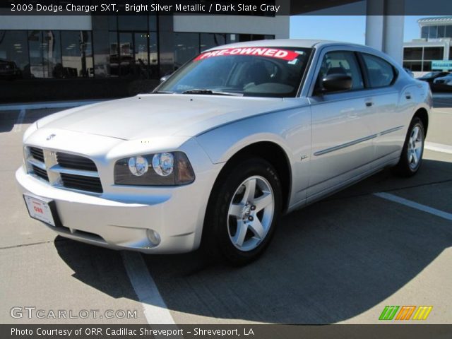 2009 Dodge Charger SXT in Bright Silver Metallic