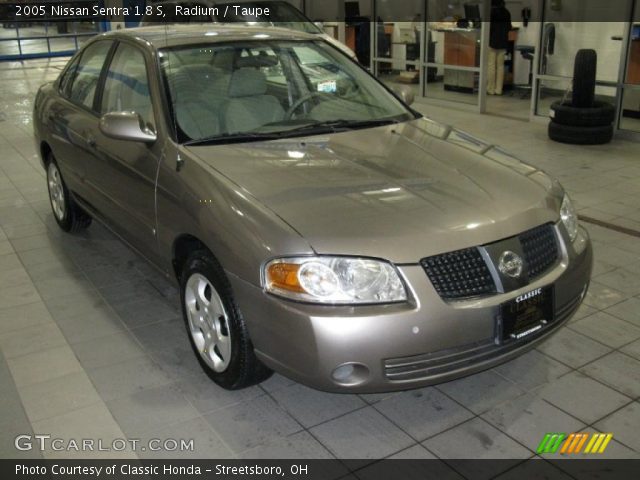 2005 Nissan Sentra 1.8 S in Radium