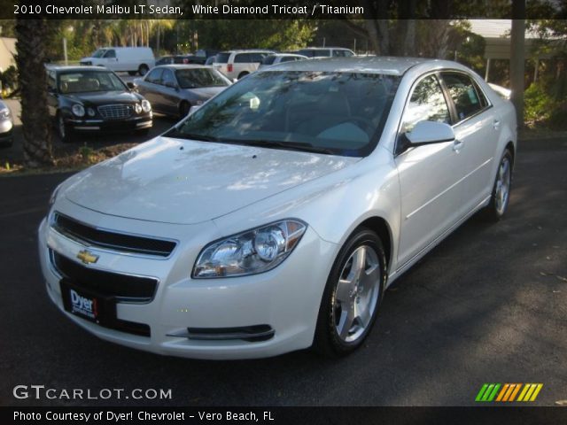 2010 Chevrolet Malibu LT Sedan in White Diamond Tricoat