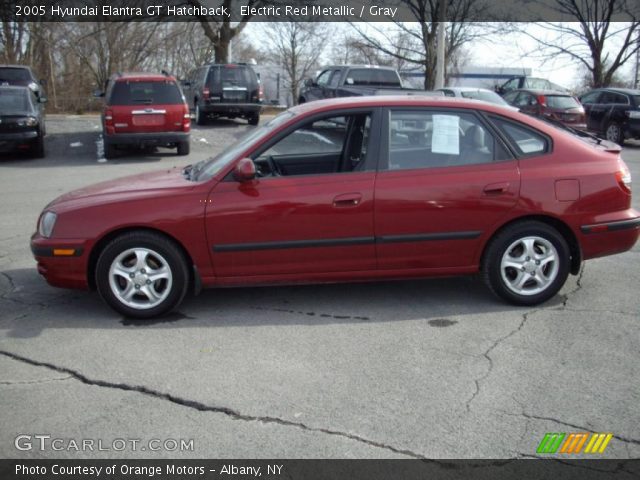 2005 Hyundai Elantra GT Hatchback in Electric Red Metallic