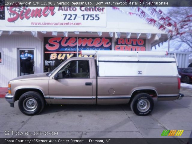 1997 Chevrolet C/K C1500 Silverado Regular Cab in Light Autumnwood Metallic