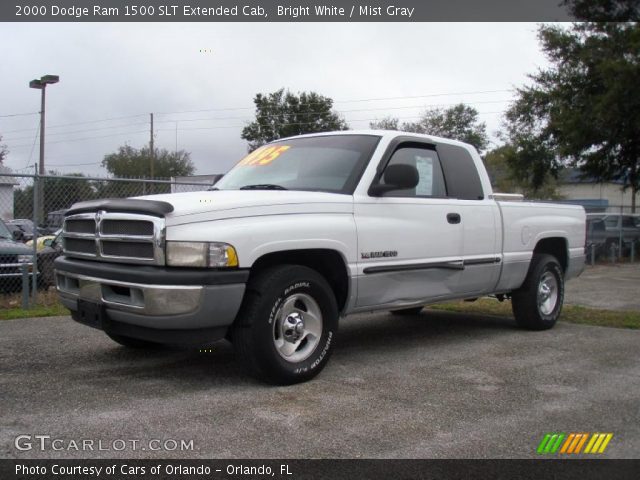 2000 Dodge Ram 1500 SLT Extended Cab in Bright White