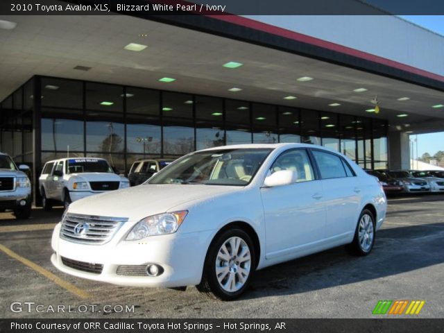 2010 Toyota Avalon XLS in Blizzard White Pearl
