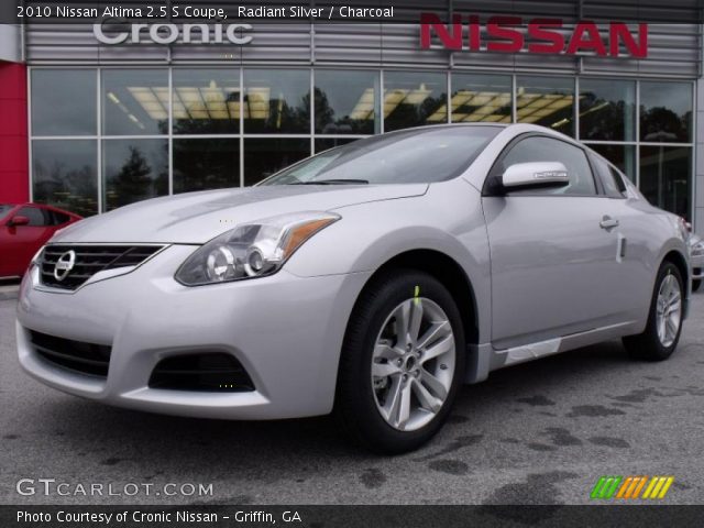 2010 Nissan Altima 2.5 S Coupe in Radiant Silver