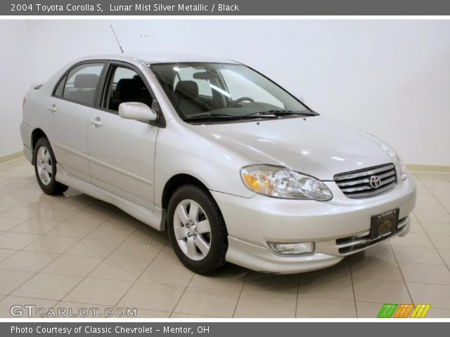 2004 Toyota Corolla S in Lunar Mist Silver Metallic