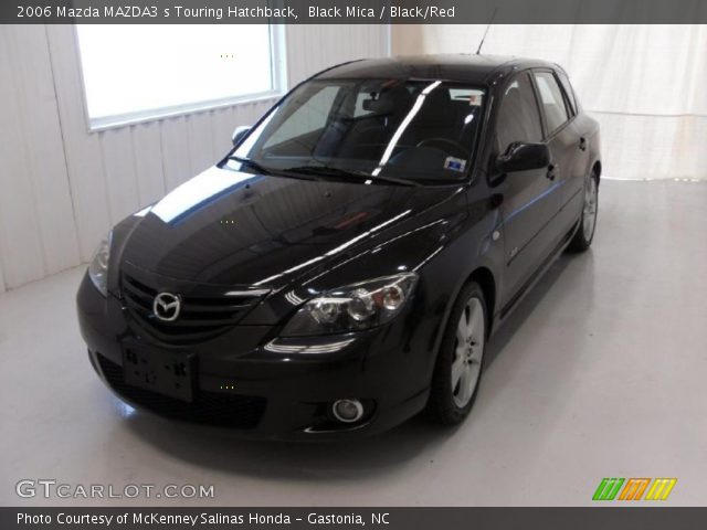 2006 Mazda MAZDA3 s Touring Hatchback in Black Mica