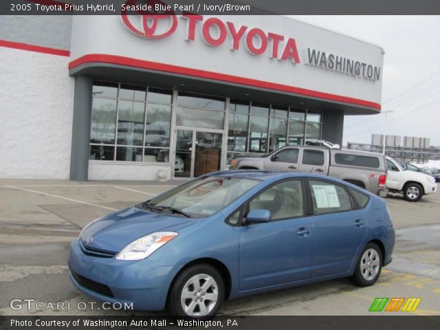 2005 Toyota Prius Hybrid in Seaside Blue Pearl
