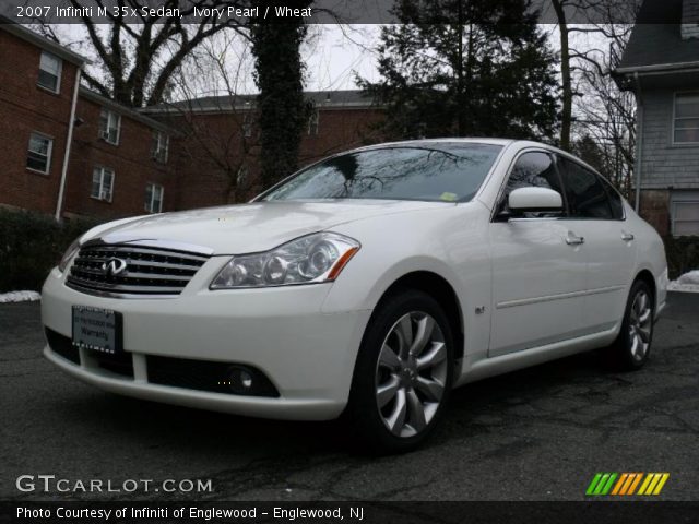 2007 Infiniti M 35x Sedan in Ivory Pearl