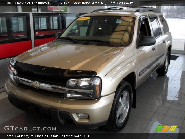 2004 Chevrolet TrailBlazer EXT LS 4x4 in Sandstone Metallic