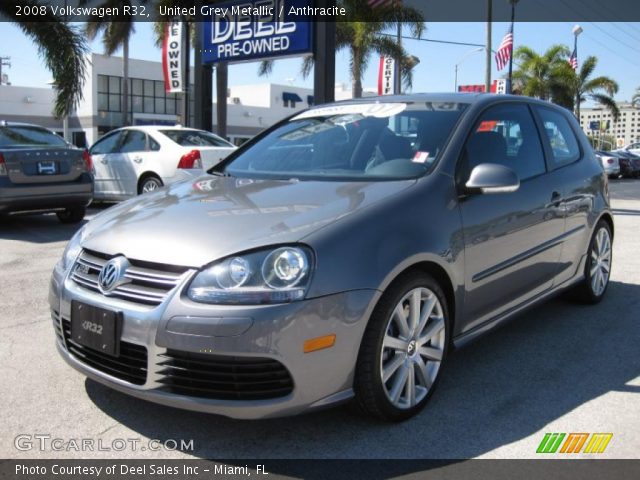 2008 Volkswagen R32  in United Grey Metallic