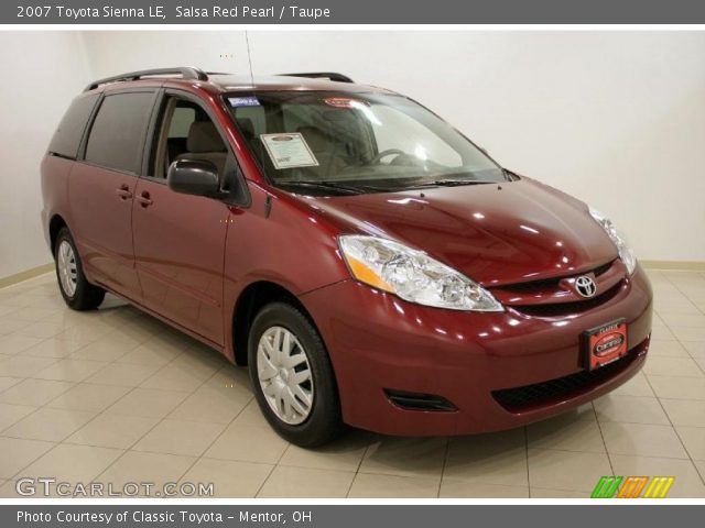 2007 Toyota Sienna LE in Salsa Red Pearl
