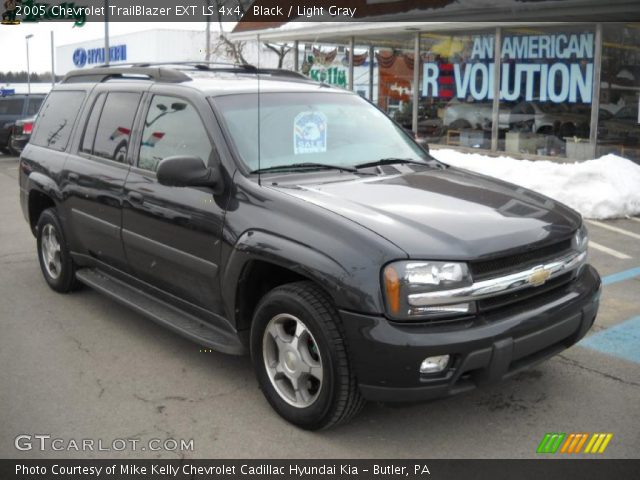 2005 Chevrolet TrailBlazer EXT LS 4x4 in Black