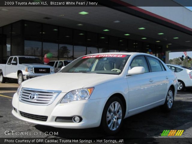 2009 Toyota Avalon XLS in Blizzard White Pearl