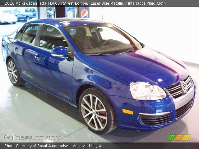 2010 Volkswagen Jetta TDI Cup Street Edition in Laser Blue Metallic