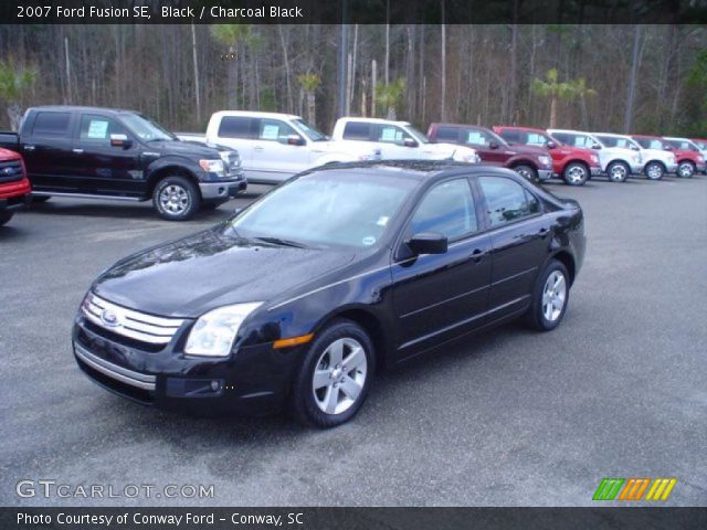 2007 Ford Fusion SE in Black