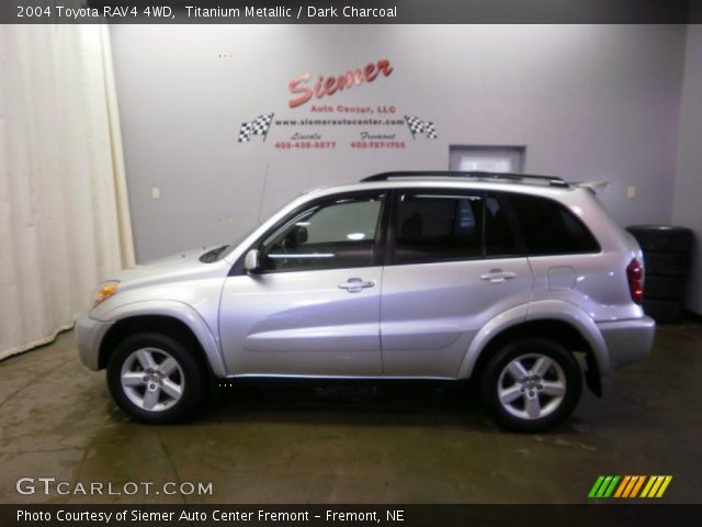 2004 Toyota RAV4 4WD in Titanium Metallic