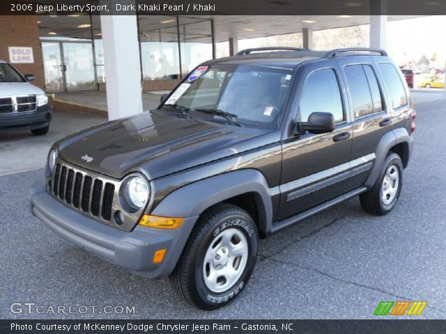 2006 Jeep Liberty Sport in Dark Khaki Pearl
