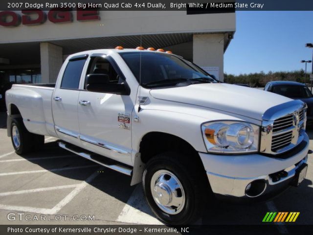 2007 Dodge Ram 3500 Big Horn Quad Cab 4x4 Dually in Bright White