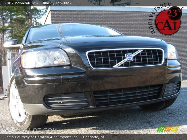 2007 Volvo S40 2.4i in Black